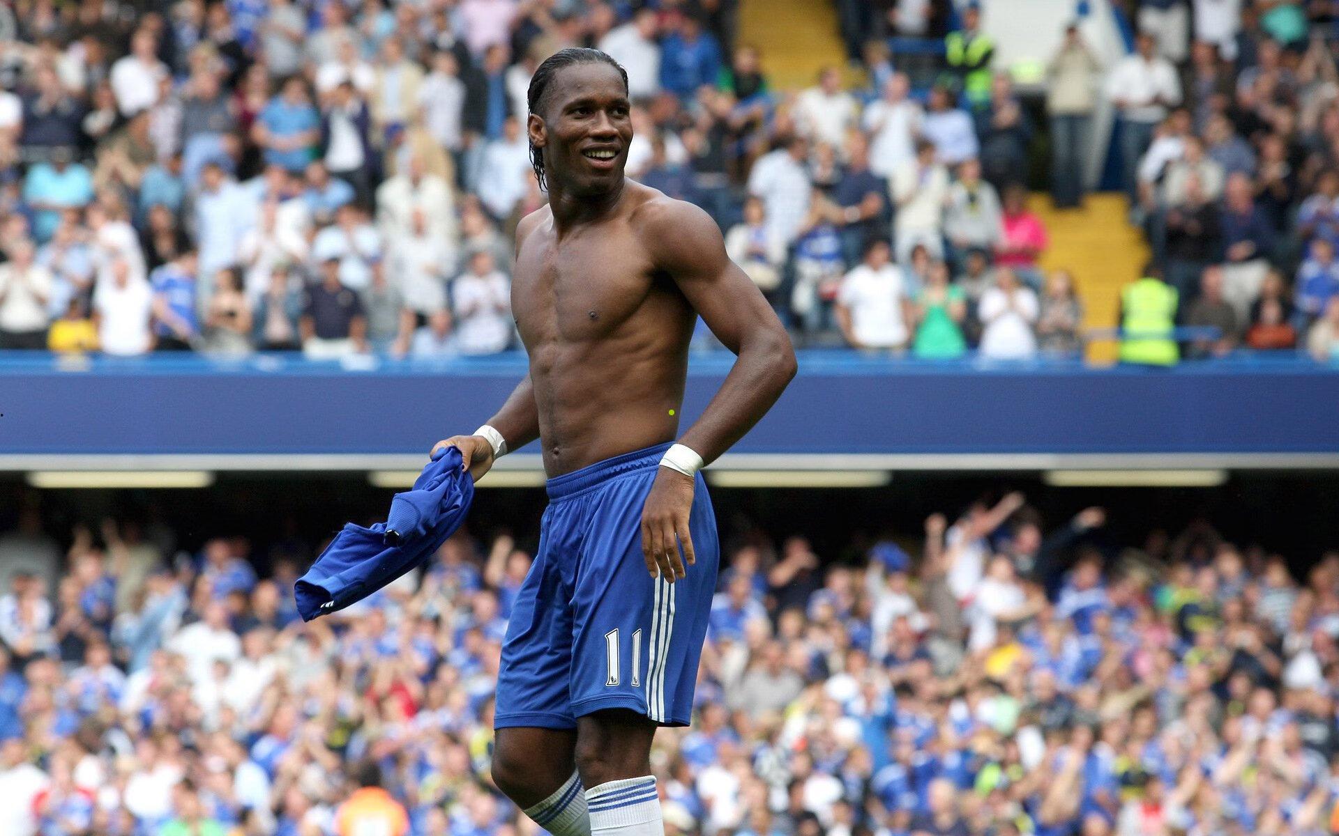 克雷桑独中四元费莱尼梅开二度 山东泰山八比零横扫深圳创中超纪录